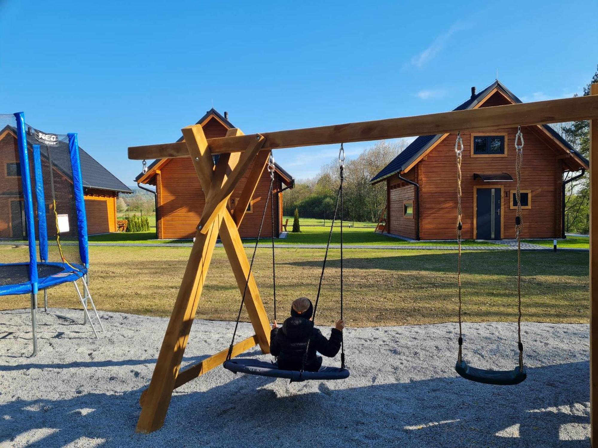 Sloneczne Domki Sudety - Domki Caloroczne Kotlina Klodzka Stary Waliszow Exterior foto